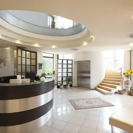 Le Ginestre 로카카살레