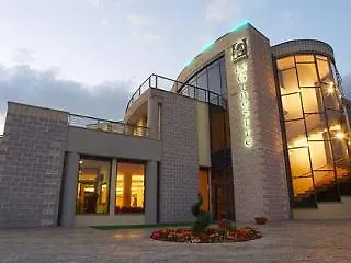 Отель Le Ginestre Роккаказале
